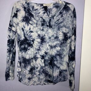 Long sleeve acid washed